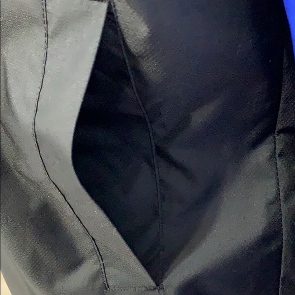 NWOT windbreaker - Picture 5 of 7